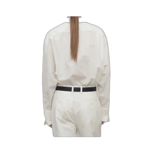 Long Sleeved Buttoned Shirt