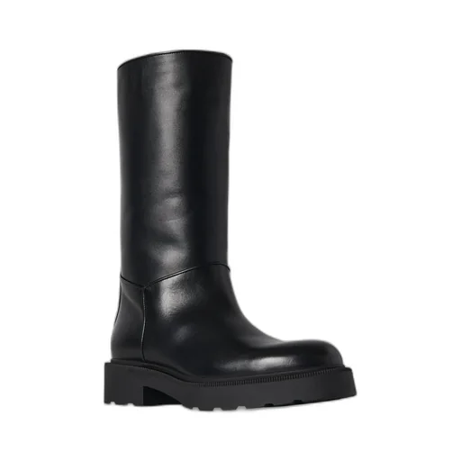 Round-Head Boots