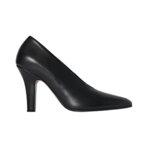 Prudens Pumps