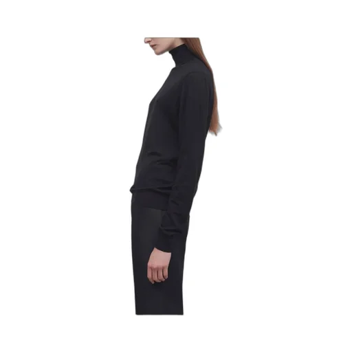 Heva Sweater