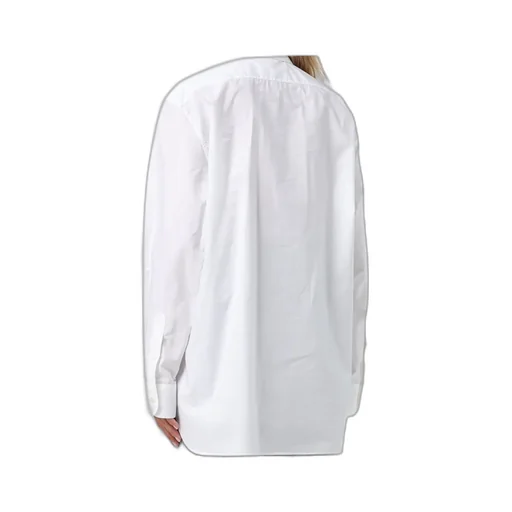 Buttoned Long-Sleeved Shirt