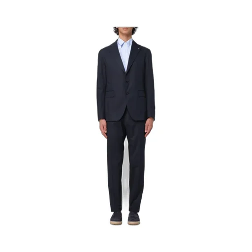 Long-Sleeved Suit