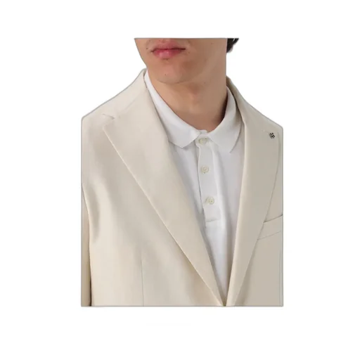 Long-Sleeved Suit