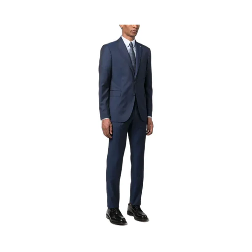 Suit