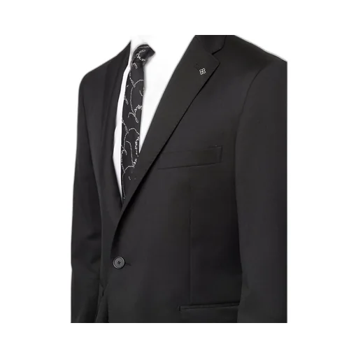 Long-Sleeved Suit