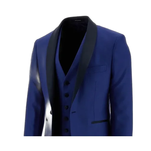 Long-Sleeved Suit