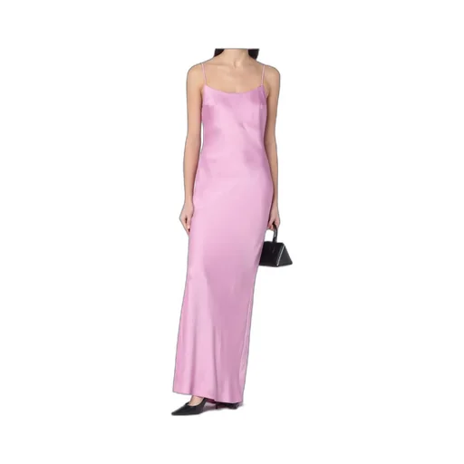 Dress With Hanging Back