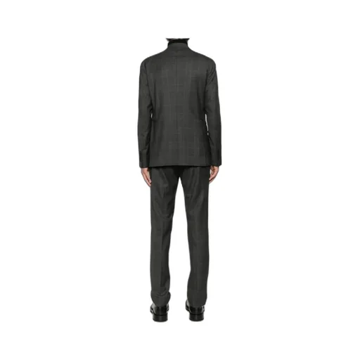 Suit