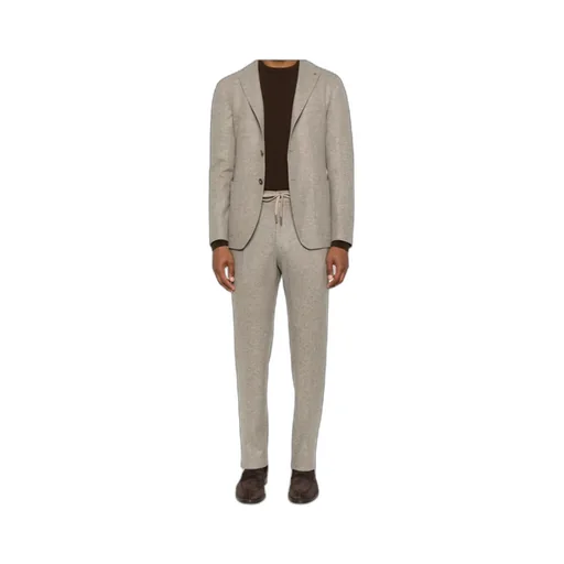 Long-Sleeved Suit