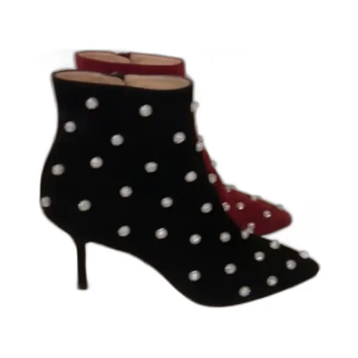 Point-Tipped And Fine-Heeled Ankle Boots