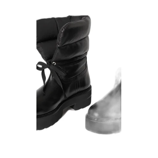 Round Toe Boots
