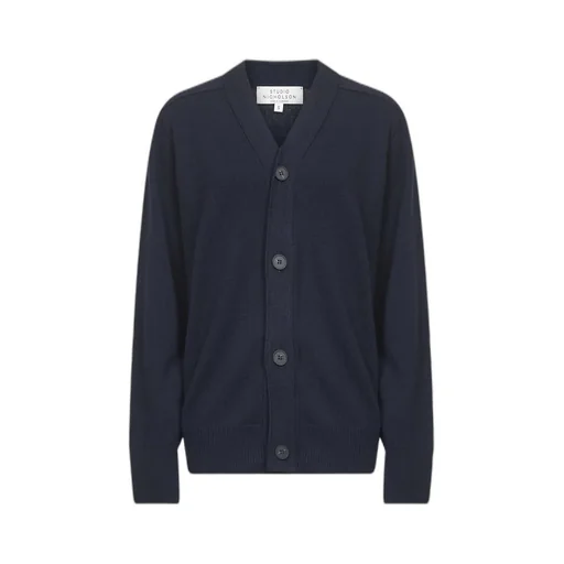 Buttoned V-Neck Knitwear