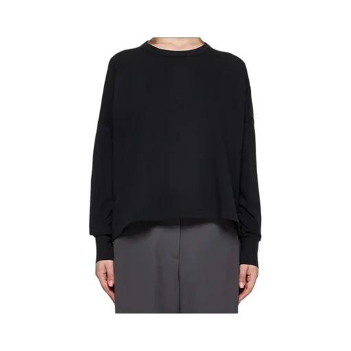 Long Sleeved Crewneck T-Shirt