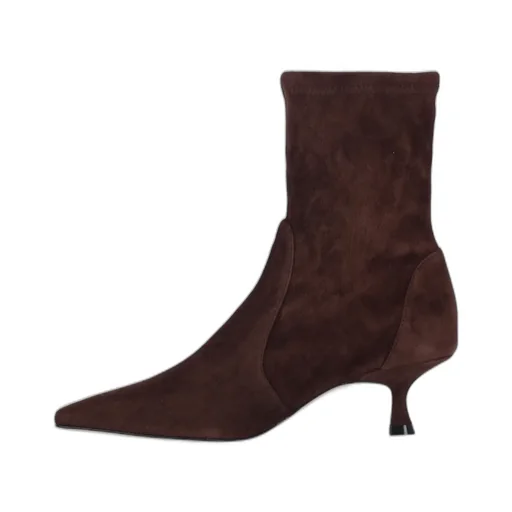 Pointed-Toe Ankle Boots