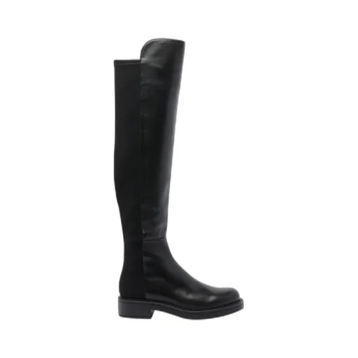 Round-Toe Boots