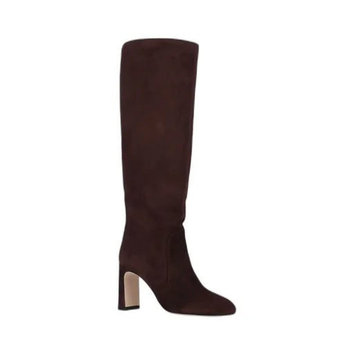 Round-Toed Boots