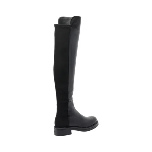 Round-Toe Boots