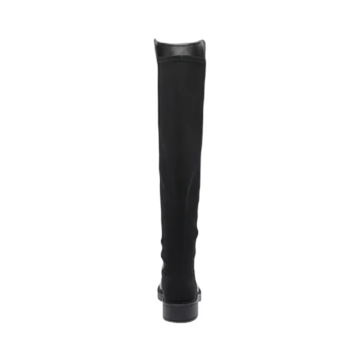 Round-Toe Boots