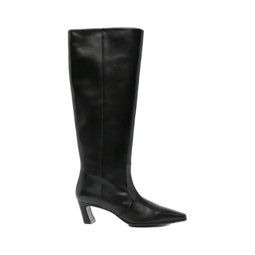 Square-Toed Boots