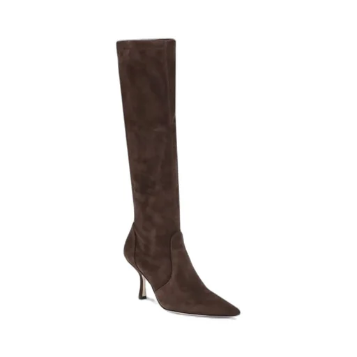 Pointed-Toe Boots