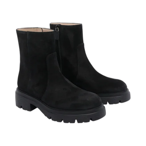 Round-Toed Ankle Boots