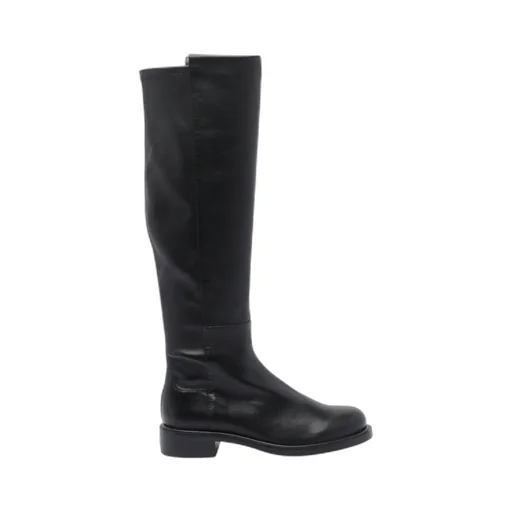 Round-Toe Boots
