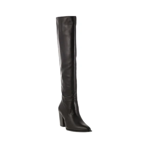 Round-Toed Boots