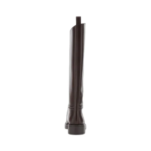 Round-Toed Boots