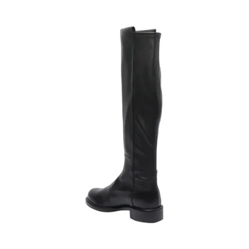 Round-Toe Boots