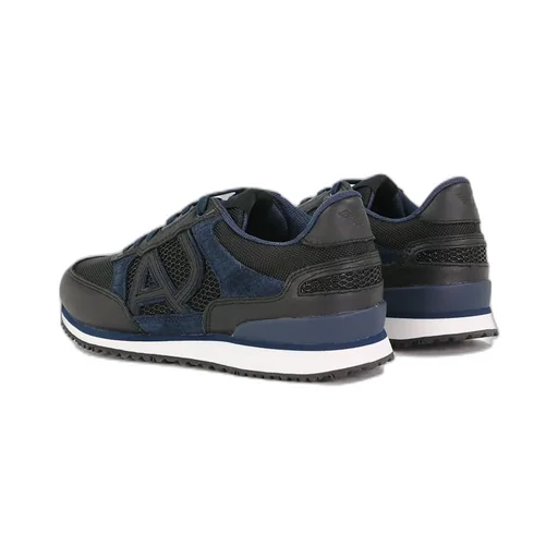 Casual Sneakers