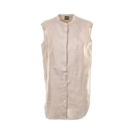 Buttoned-Up Sleeveless Top