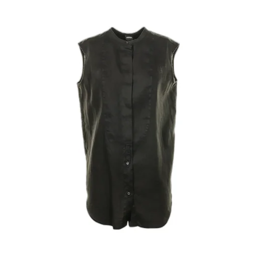 Buttoned-Up Sleeveless Top