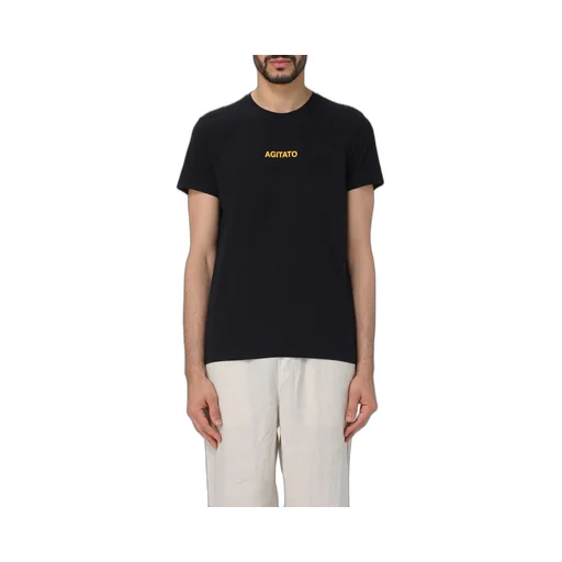Short-Sleeved T-Shirt