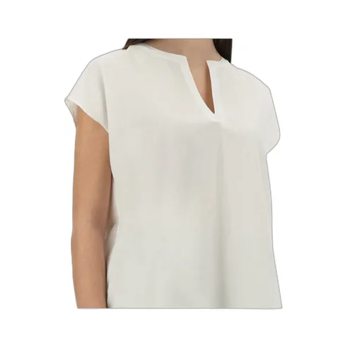 Short-Sleeved Shirt