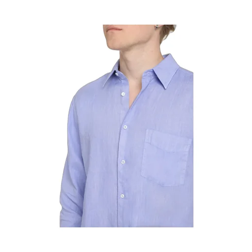 Button-Up Long-Sleeved Shirt