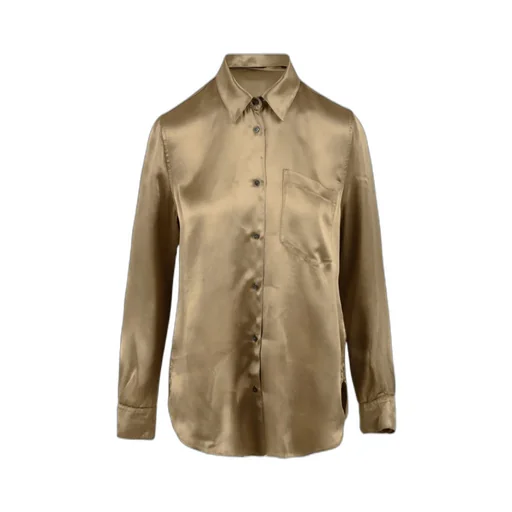 Buttoned Long-Sleeved Shirt
