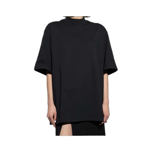 Short-Sleeved T-Shirt