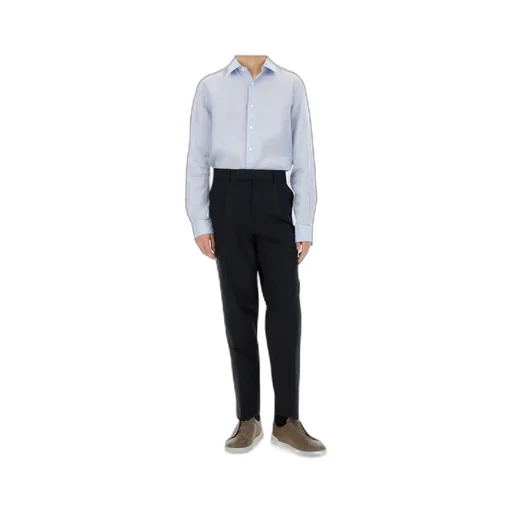 Buttoned Long-Sleeved Shirt