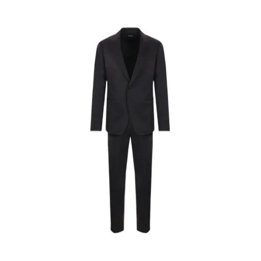 Long-Sleeved Suit