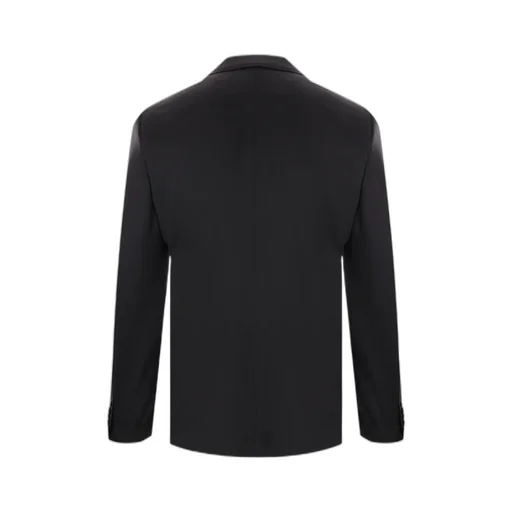 Long-Sleeved Suit