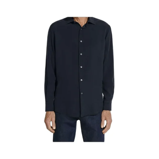 Buttoned Long-Sleeved Shirt