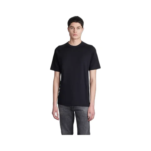 Short Ranglan-Sleeved T-Shirt