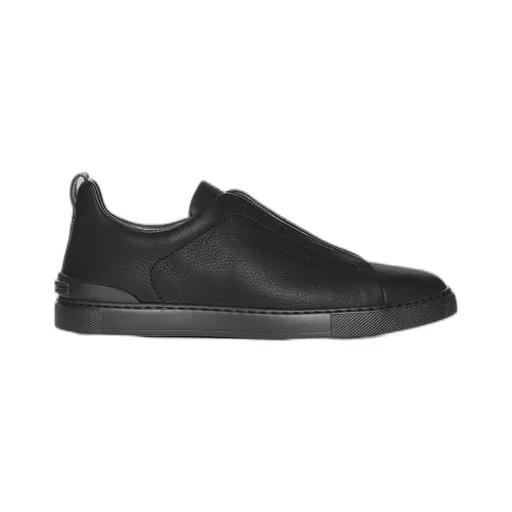Round Toe Low-Top Sneakers