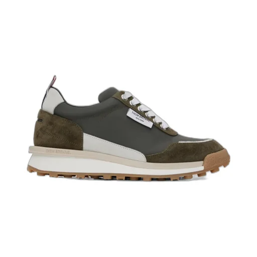 Alumni Sneakers