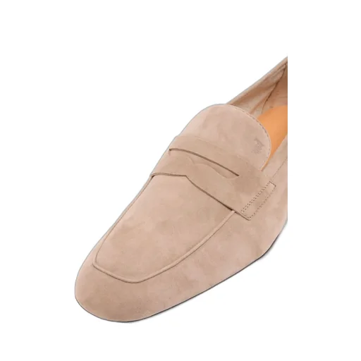 Round Toe Loafers