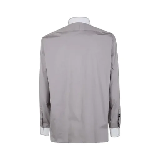 Long Sleeved Buttoned Shirt