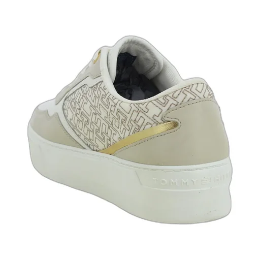 Round Head Sneakers