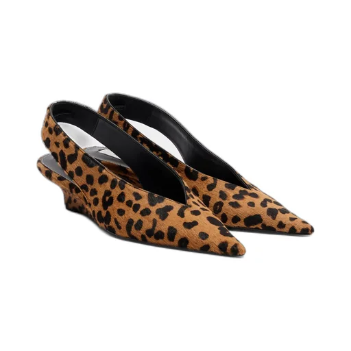Pointed-Toe Wedge Heels