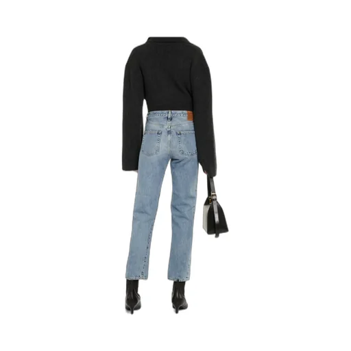 Belt-Loop Jeans