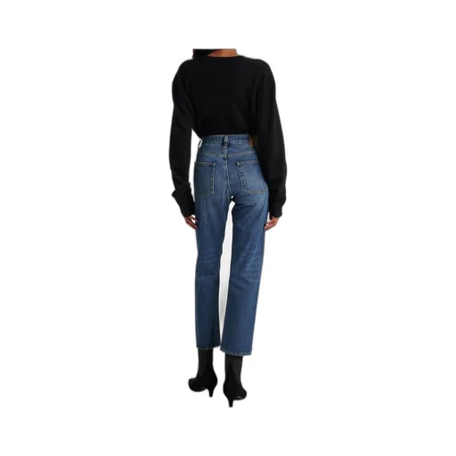 Straight Jeans